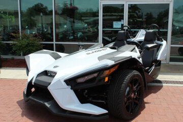 New 2023 Polaris Slingshot S