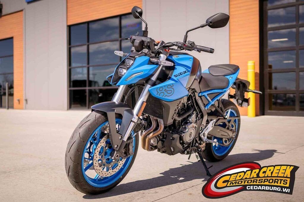 2023 Suzuki GSX-8S