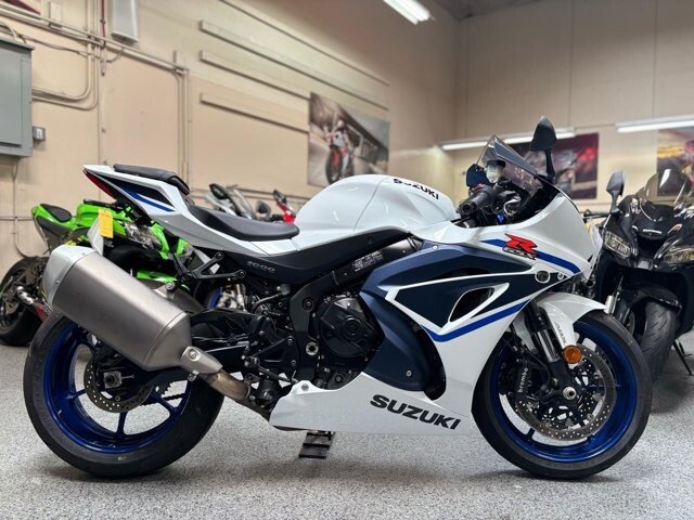 2023 Suzuki GSX-R1000