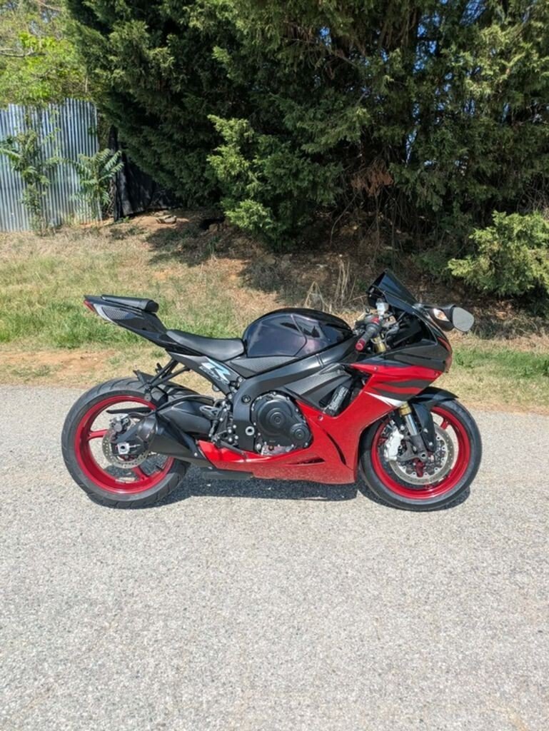 2023 Suzuki GSX-R750