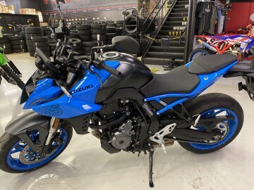 2023 Suzuki GSX-8S