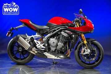 2023 Triumph Speed Triple RR