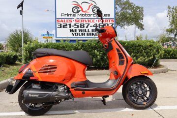 2023 Vespa GTS 300