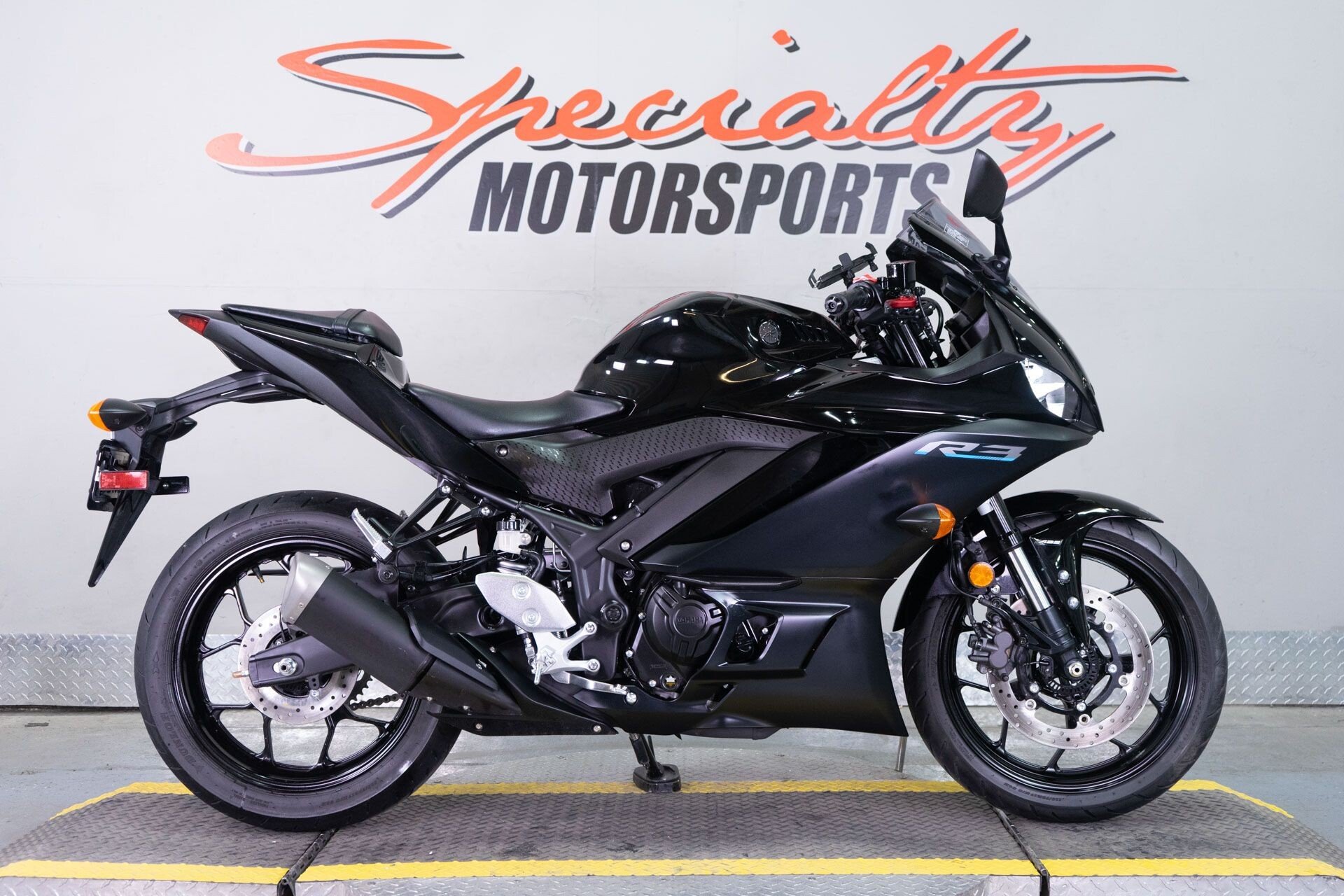 2023 Yamaha YZF-R3