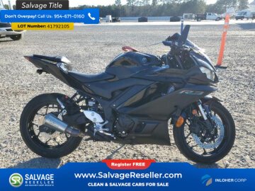 New 2023 Yamaha YZF-R3