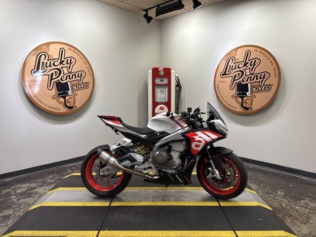 2024 Aprilia Tuono Factory
