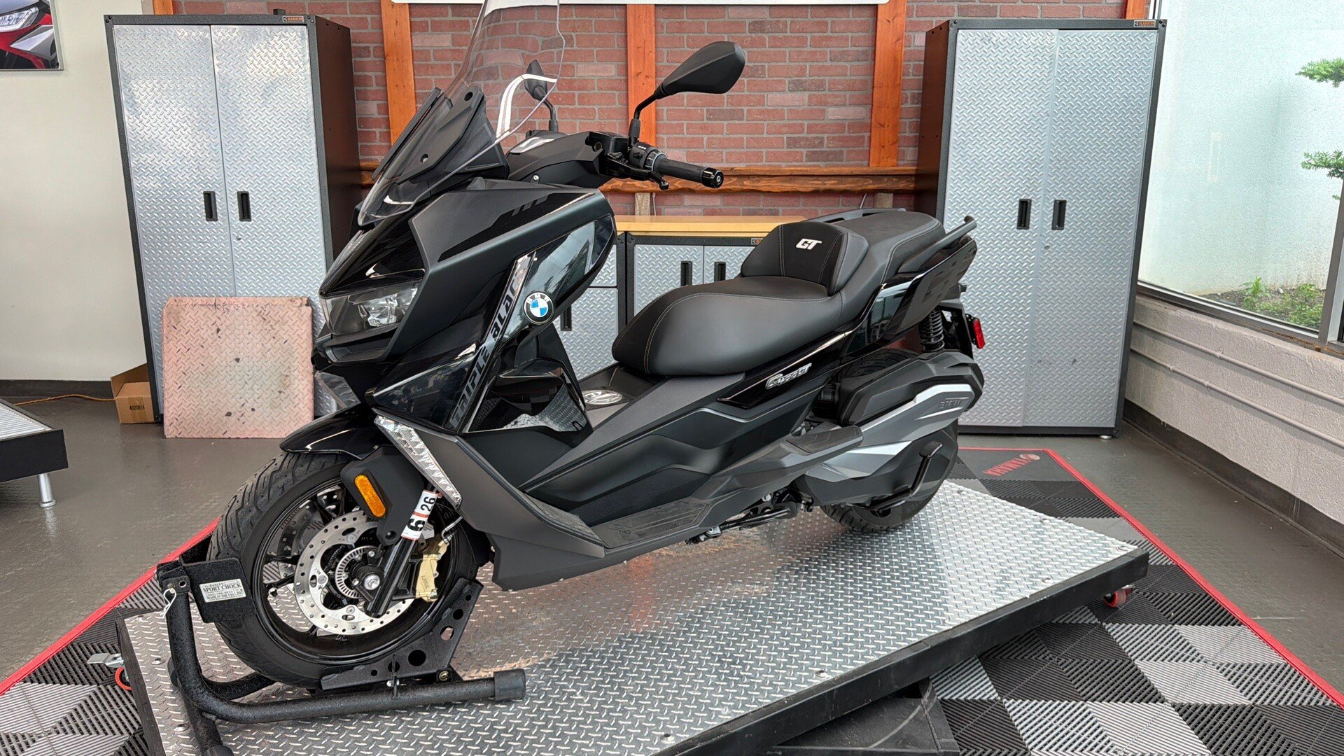 2024 BMW C400GT