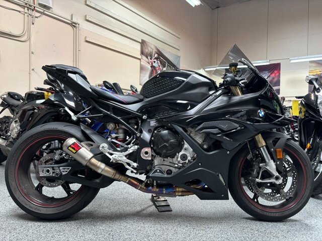 2024 BMW S1000RR