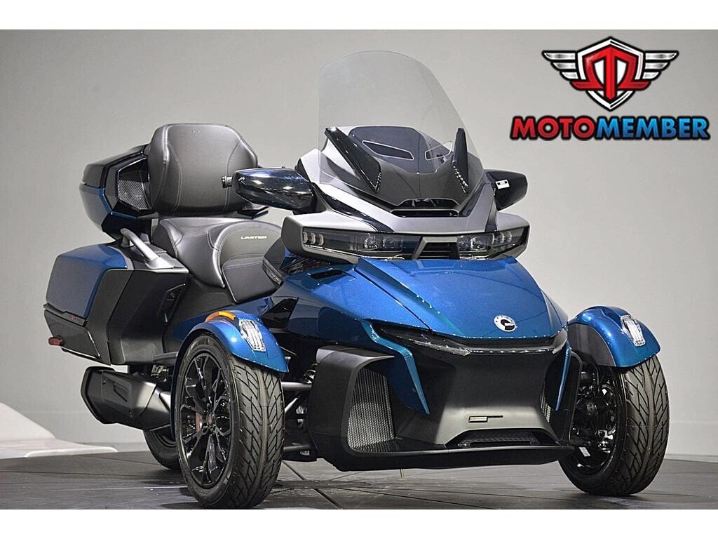 New 2024 Can-Am Spyder RT