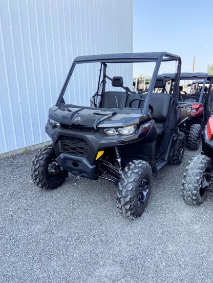 Photo 1 for New 2024 Can-Am Defender