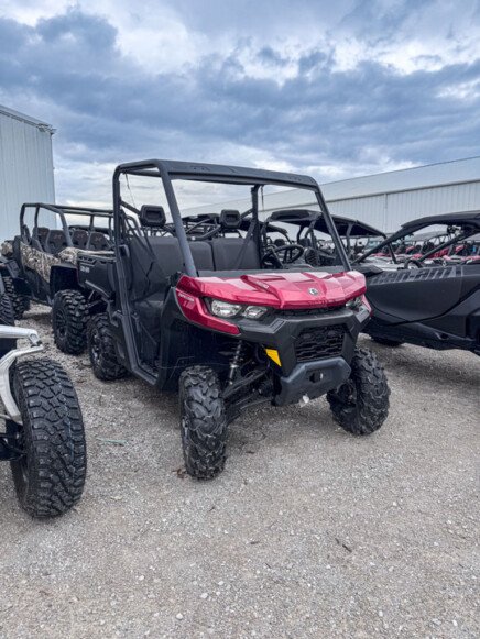 Photo 1 for New 2024 Can-Am Defender