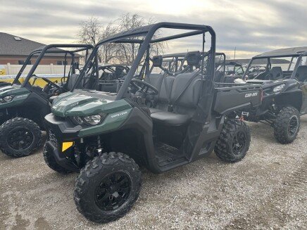 Photo 1 for New 2024 Can-Am Defender