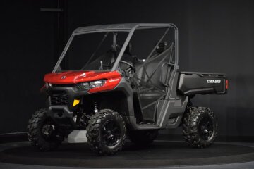 New 2024 Can-Am Defender DPS HD10