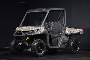 New 2024 Can-Am Defender XT HD10