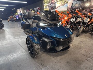 New 2024 Can-Am Spyder RT