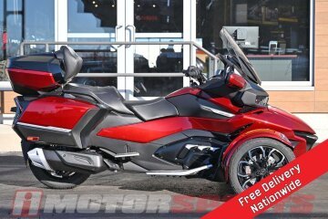 New 2024 Can-Am Spyder RT