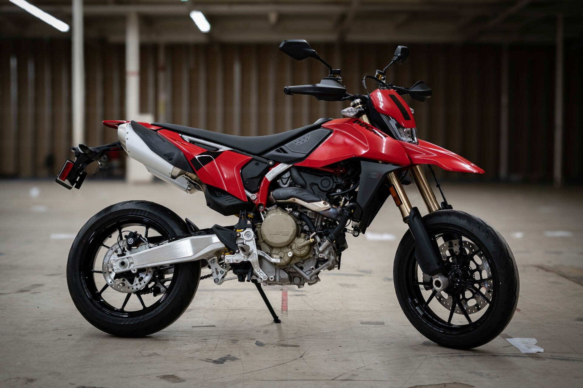 New 2024 Ducati Hypermotard 698