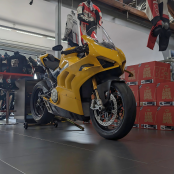 New 2024 Ducati Panigale V4