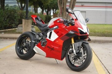 2024 Ducati Panigale V4 R