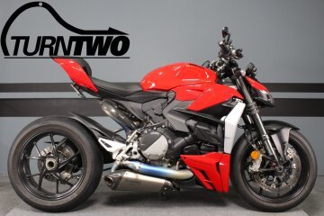 2024 Ducati Streetfighter V2