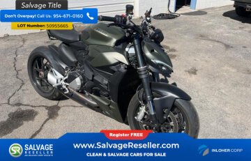 New 2024 Ducati Streetfighter V2