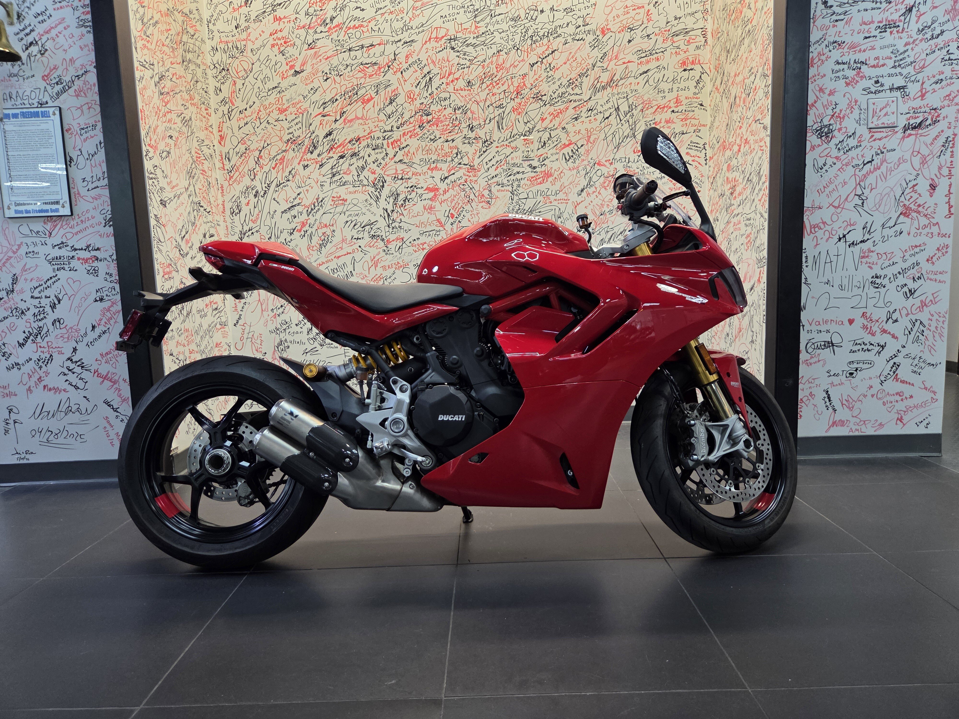 2024 Ducati Supersport 950