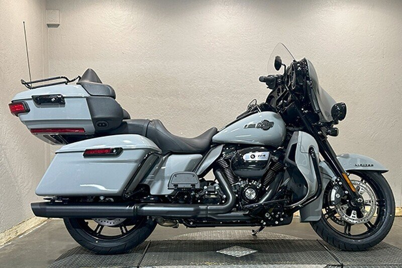 New 2024 Harley-Davidson Touring