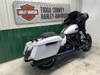 Thumbnail Photo 3 for 2024 Harley-Davidson Touring