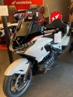 Thumbnail Photo 4 for New 2024 Honda Gold Wing Tour Automatic DCT
