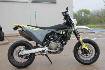 2024 Husqvarna 701 Supermoto