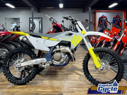Photo 1 for New 2024 Husqvarna FC250