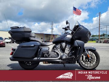 2024 Indian Pursuit Dark Horse w/ PowerBand Audio Package