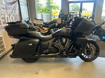 2024 Indian Pursuit Dark Horse