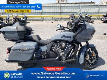 2024 Indian Pursuit Dark Horse