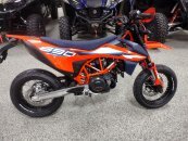 New 2024 KTM 690 SMC R