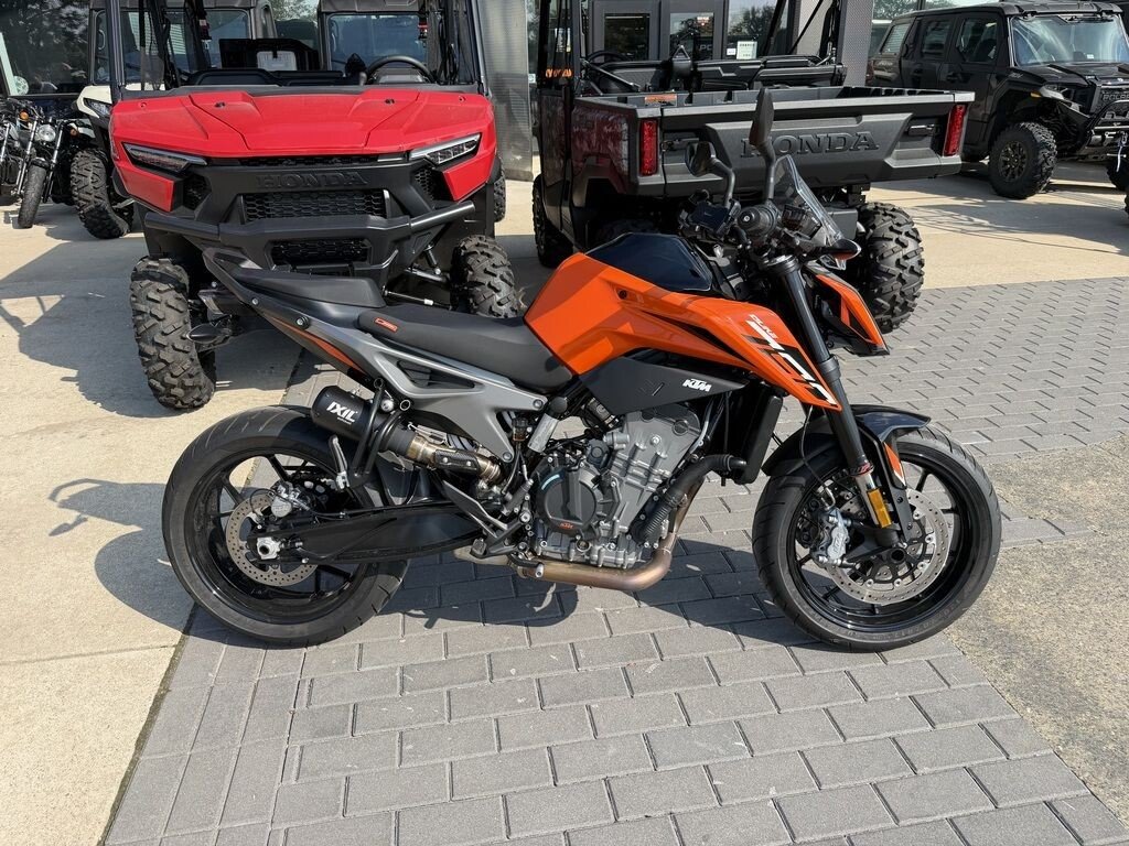 2024 KTM 790 Duke