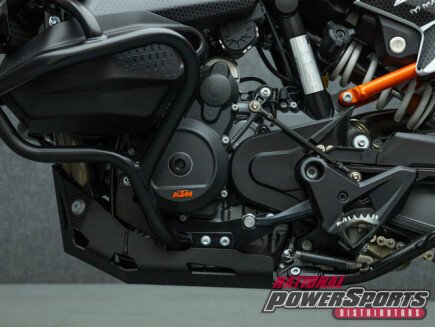 Photo 1 for 2024 KTM 890