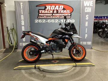 2024 KTM 890