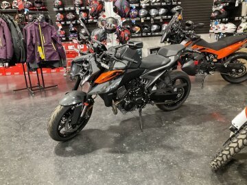 New 2024 KTM 990 Duke