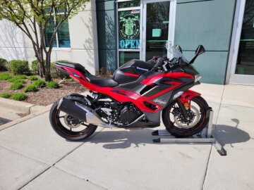 2024 Kawasaki Ninja 500