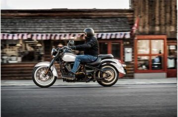 New 2024 Kawasaki Vulcan 900 Classic