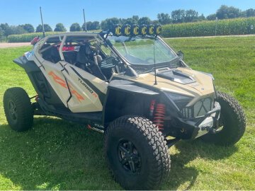 2024 Polaris RZR R 4 900 Ultimate