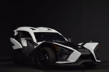 New 2024 Polaris Slingshot SLR