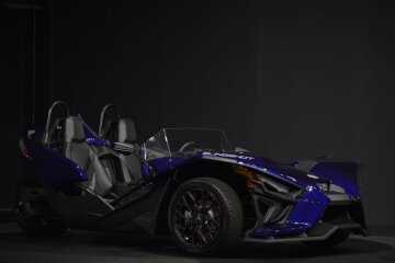 New 2024 Polaris Slingshot SL