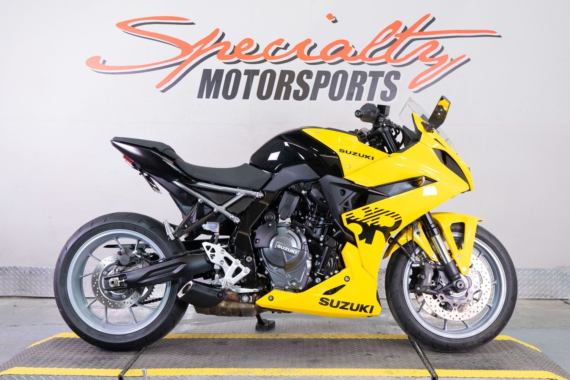 2024 Suzuki GSX-8R
