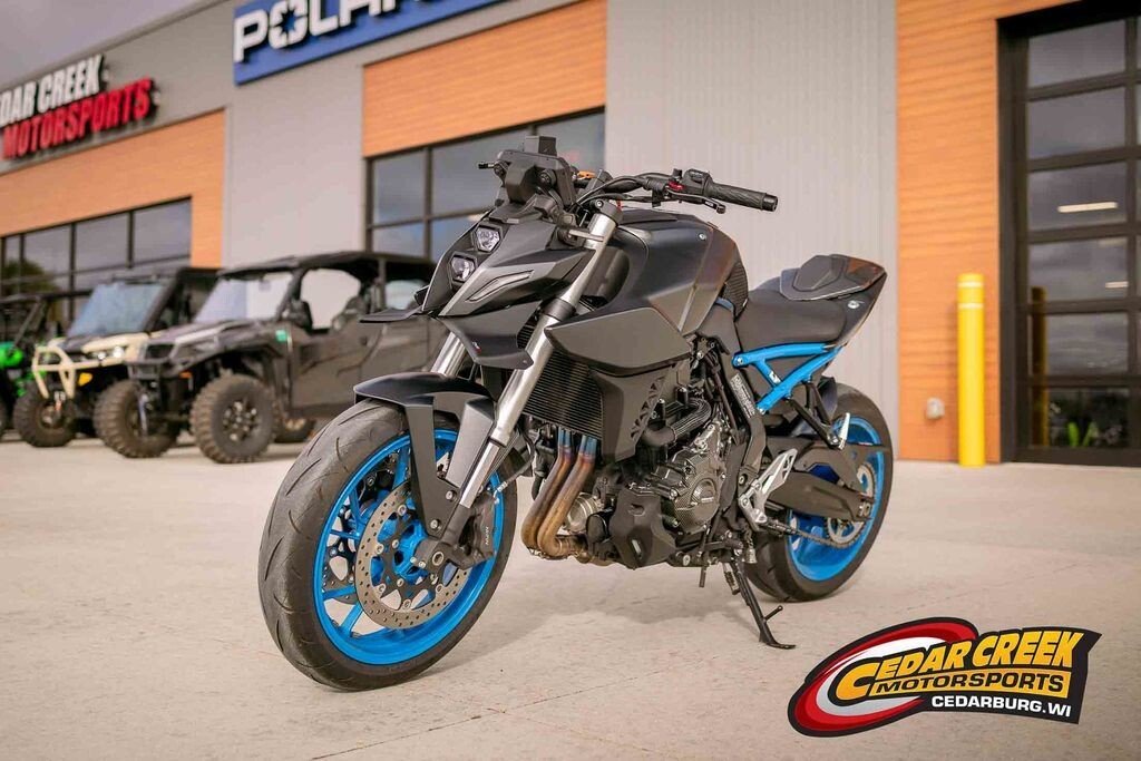 2024 Suzuki GSX-8S