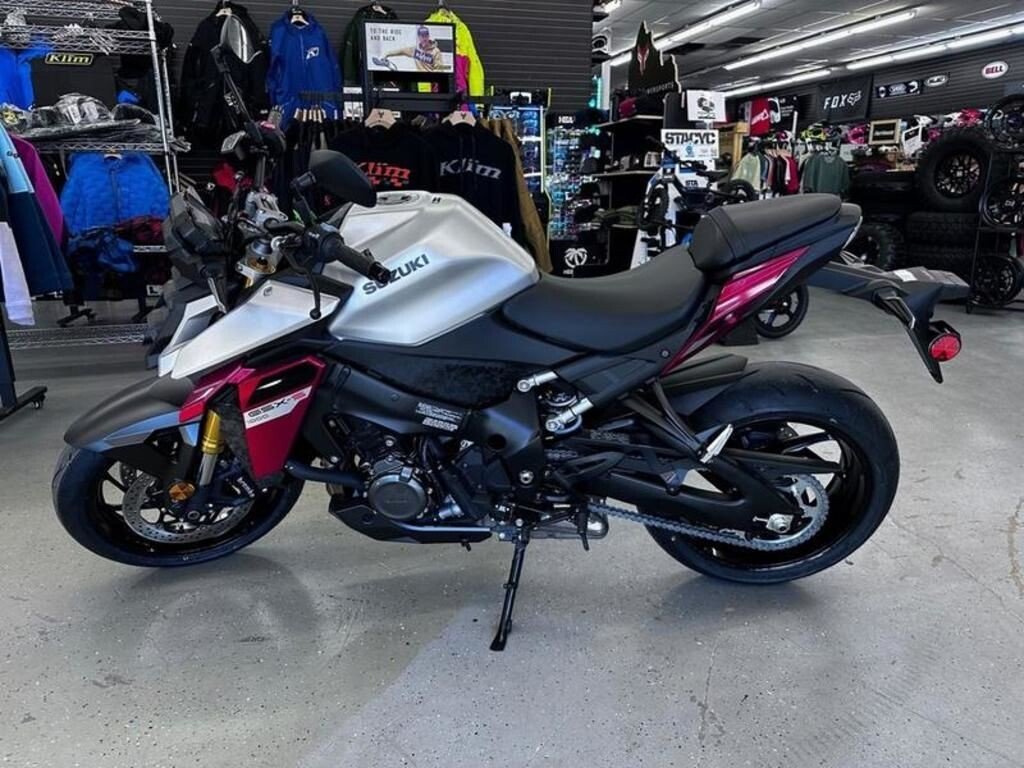New 2024 Suzuki GSX-S1000