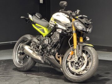 2024 Triumph Street Triple