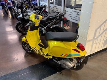 New 2024 Vespa Primavera 150