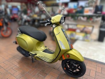 New 2024 Vespa Primavera 50